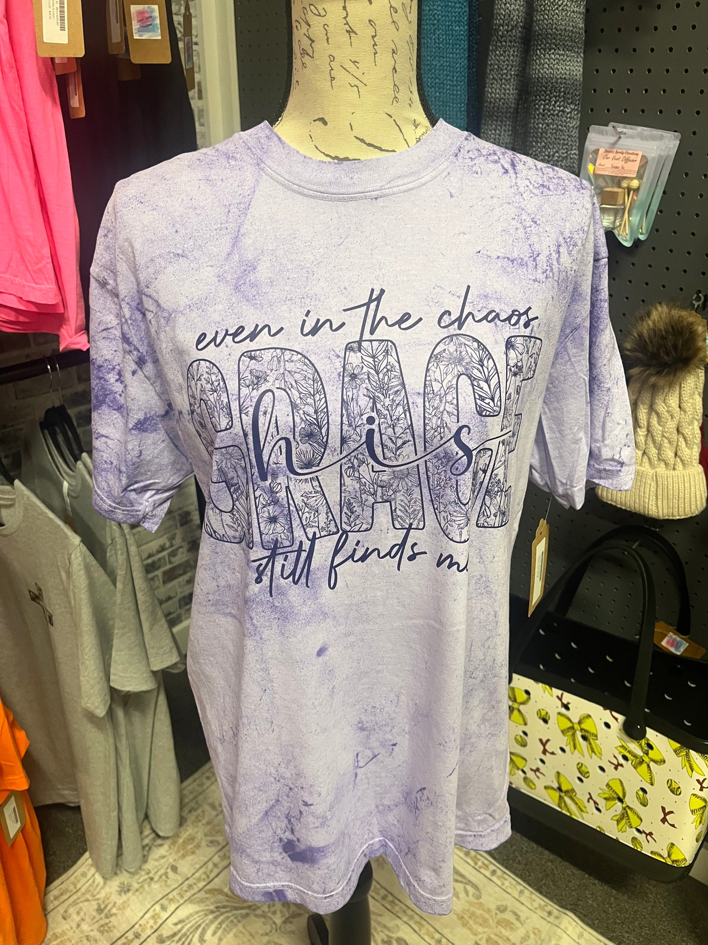 Even in the Chaos, His Grace Still Finds Me – Comfort Colors color blast Amethyst