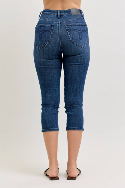 Judy Blue HW T.C. Capri w/ Shield Back Pkts