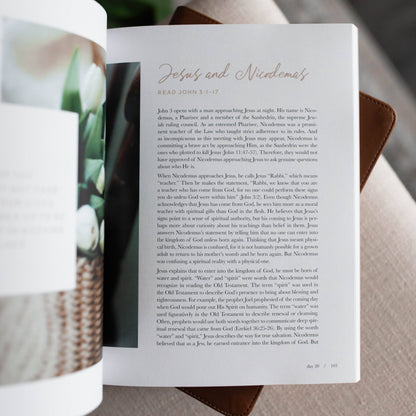 The Daily Grace Co - 40 Days with Jesus Bible Study