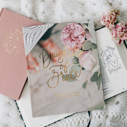 The Daily Grace Co - Daughters of Grace Bible Study