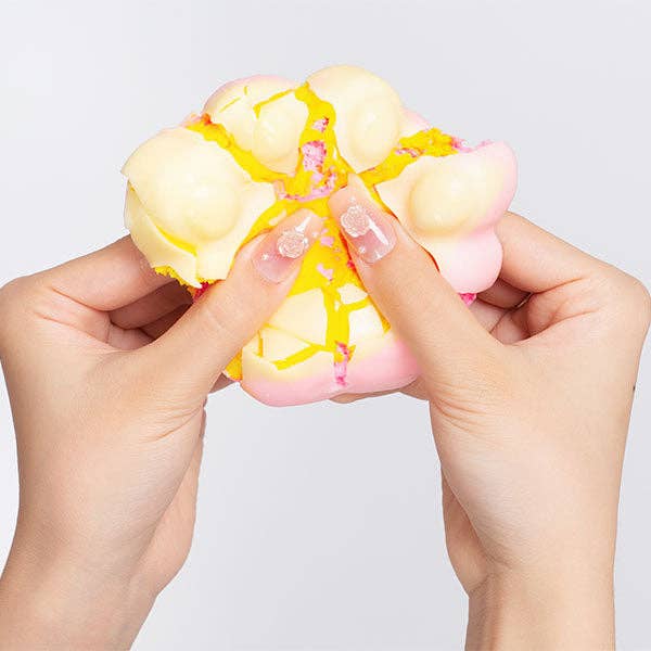Wax Squishies® Cat Paw Wax Crackle Fidget Clay Toy